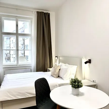 Cozy One-room In Heart Of