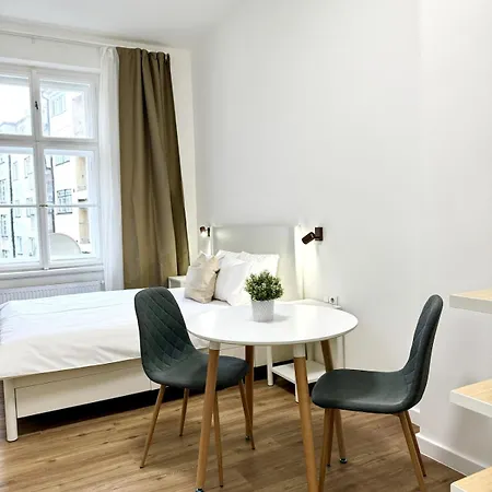 Cozy One-room In Heart Of