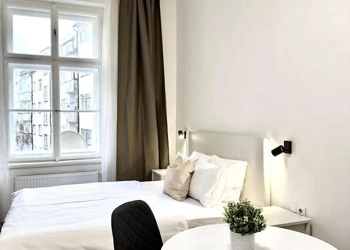 Cozy One-room In Heart Of
